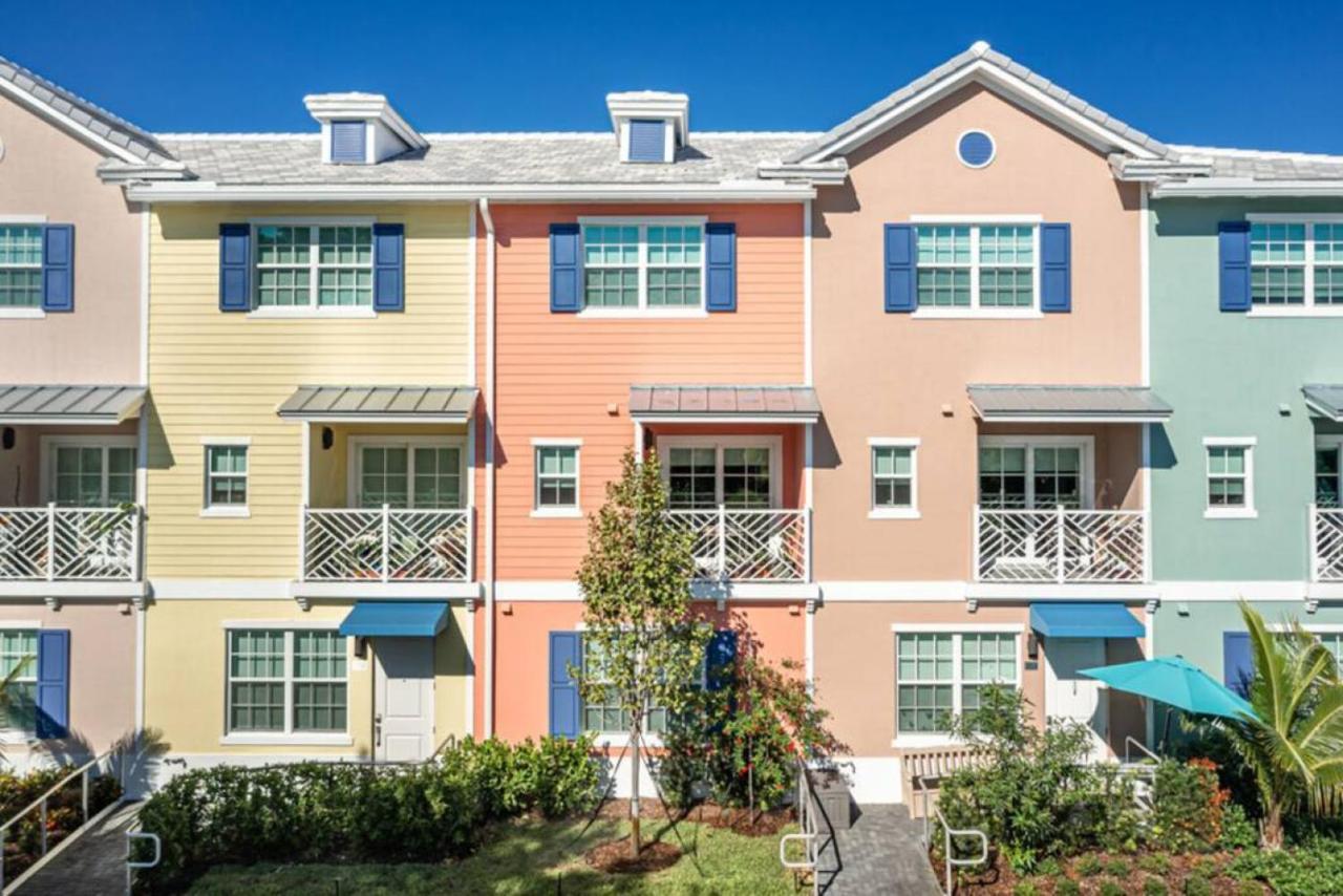 Dahlia - The Designer Townhome Lake Worth Beach Bagian luar foto