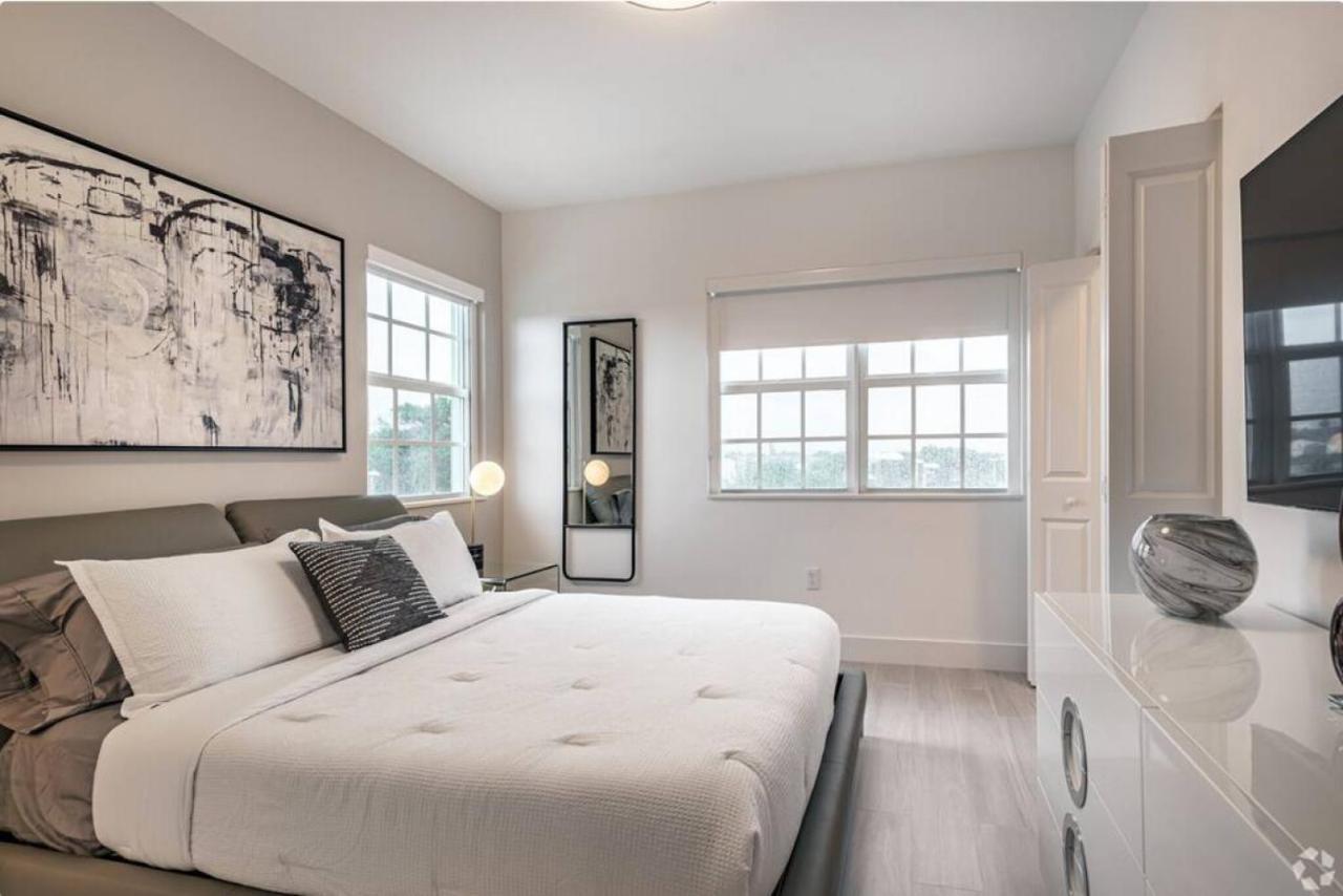 Dahlia - The Designer Townhome Lake Worth Beach Bagian luar foto