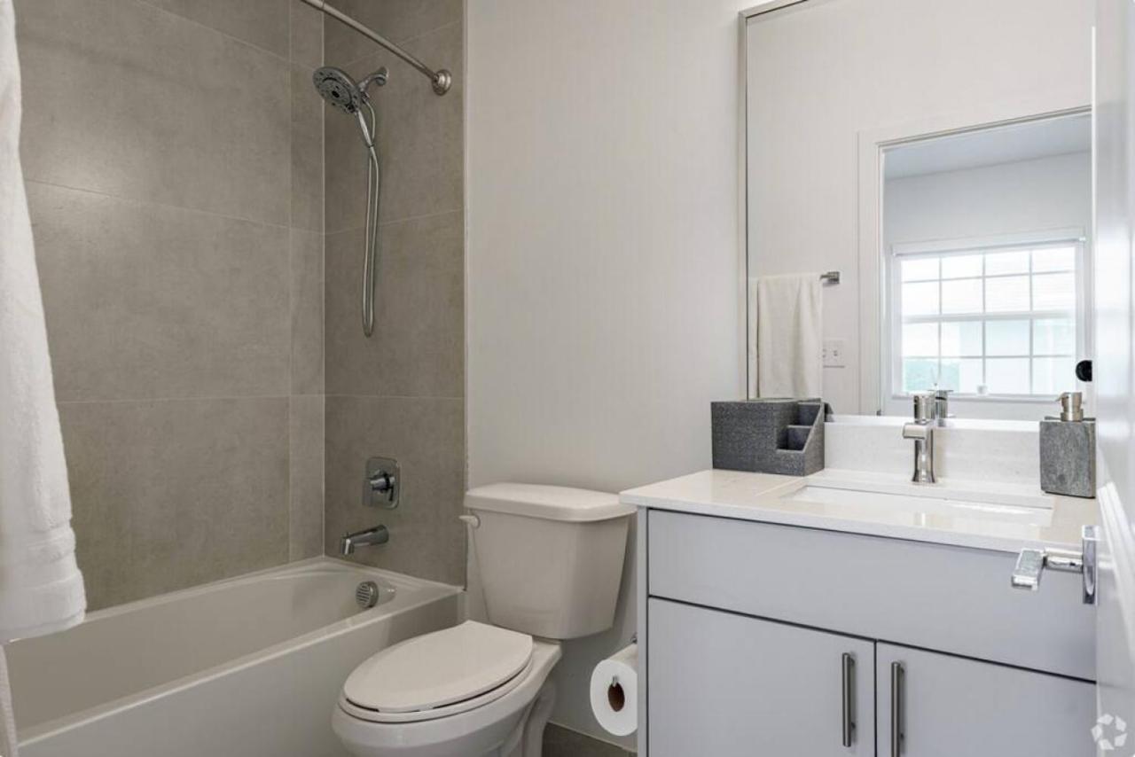 Dahlia - The Designer Townhome Lake Worth Beach Bagian luar foto
