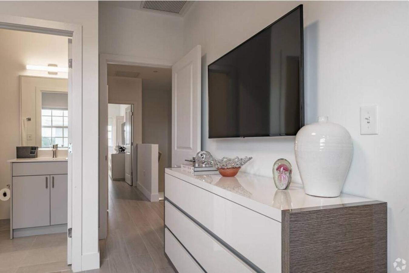 Dahlia - The Designer Townhome Lake Worth Beach Bagian luar foto